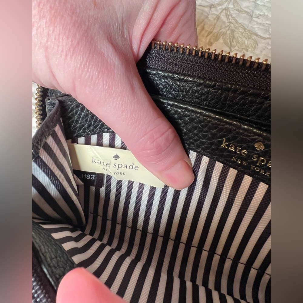 Kate Spade Continental Black Leather Zip Wallet, Classic Minimalist 90s - Picture 8 of 14